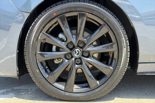 2023 Mazda Mazda3 2.5 S Carbon Edition