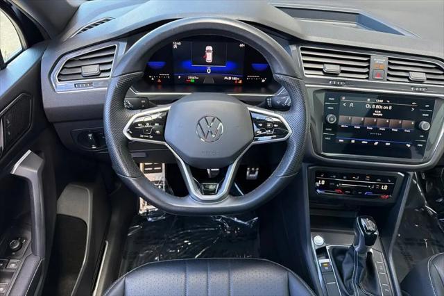 2023 Volkswagen Tiguan 2.0T SE R-Line Black