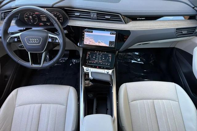 2024 Audi e-tron S line Premium Plus quattro