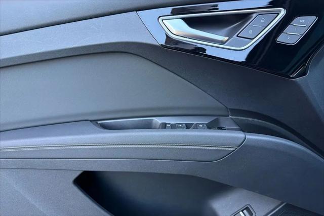 2023 Audi e-tron Premium Plus 40 RWD