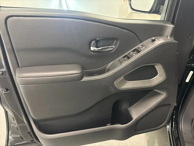 2026 Nissan Frontier Crew Cab SV 4x2