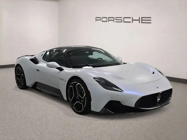 2022 Maserati C20 Standard