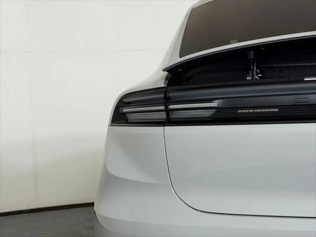 2026 Porsche Macan Electric Macan Electric