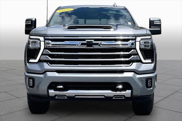 2025 Chevrolet Silverado 2500HD 4WD Crew Cab Standard Bed High Country