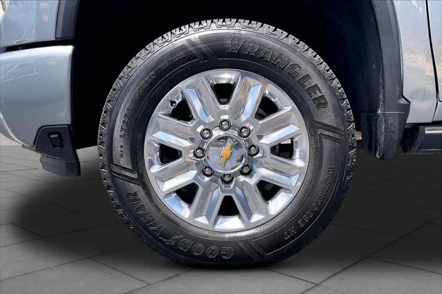 2025 Chevrolet Silverado 2500HD 4WD Crew Cab Standard Bed High Country