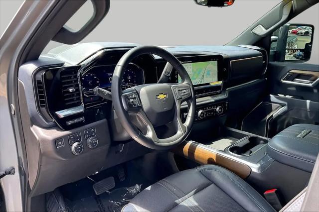 2025 Chevrolet Silverado 2500HD 4WD Crew Cab Standard Bed High Country