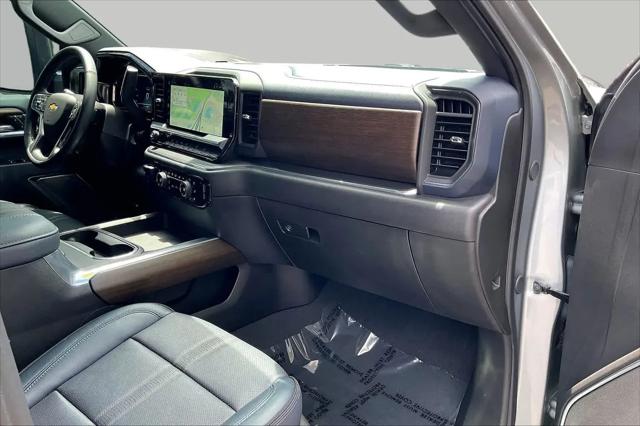 2025 Chevrolet Silverado 2500HD 4WD Crew Cab Standard Bed High Country
