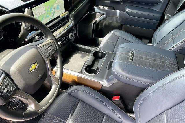 2025 Chevrolet Silverado 2500HD 4WD Crew Cab Standard Bed High Country