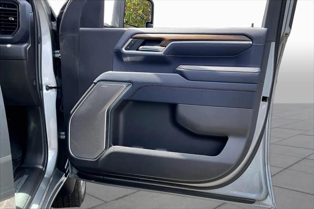 2025 Chevrolet Silverado 2500HD 4WD Crew Cab Standard Bed High Country