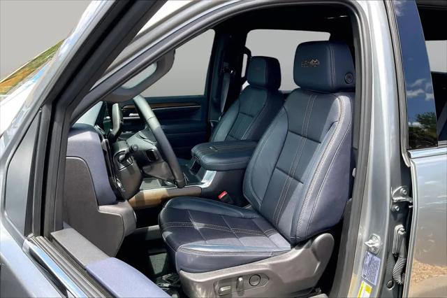 2025 Chevrolet Silverado 2500HD 4WD Crew Cab Standard Bed High Country