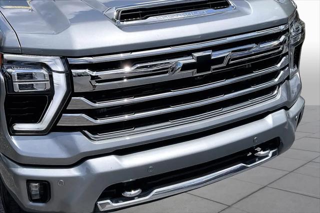 2025 Chevrolet Silverado 2500HD 4WD Crew Cab Standard Bed High Country