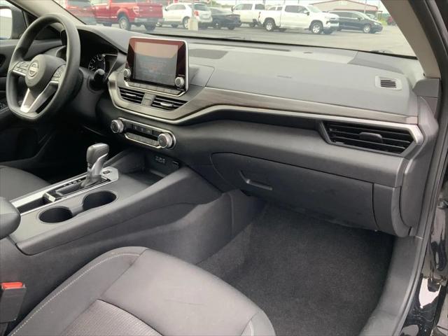 2025 Nissan Altima SV FWD