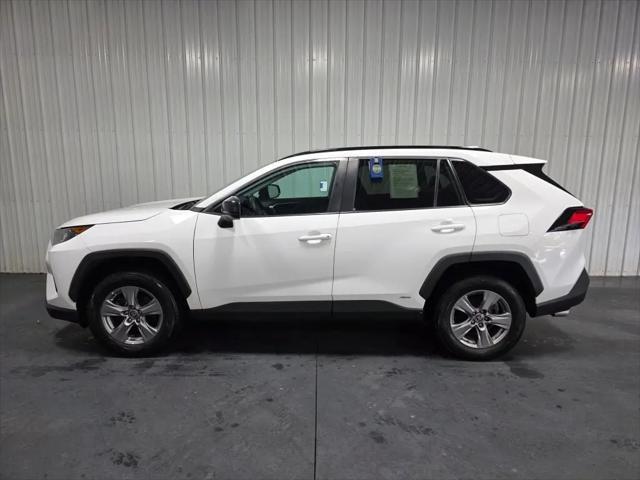 2022 Toyota RAV4 Hybrid LE