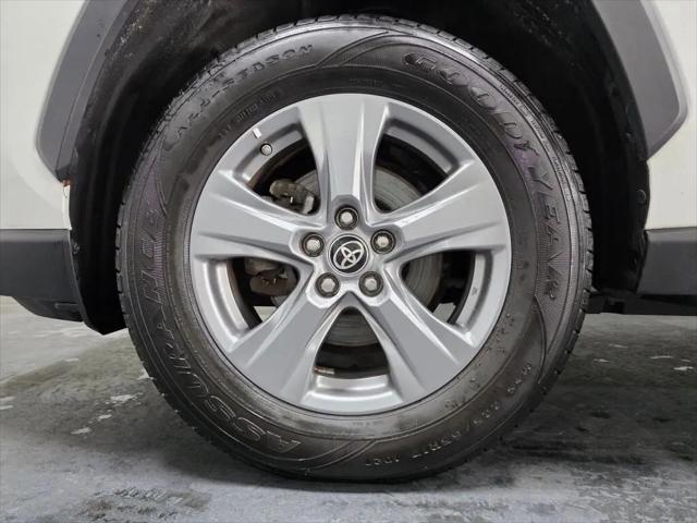 2022 Toyota RAV4 Hybrid LE
