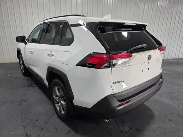 2022 Toyota RAV4 Hybrid LE