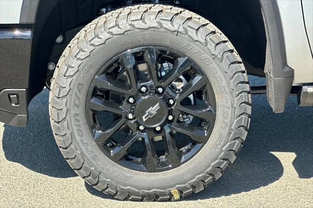 2026 Chevrolet Silverado 2500HD Crew Cab, Standard Bed, LTZ, 4WD