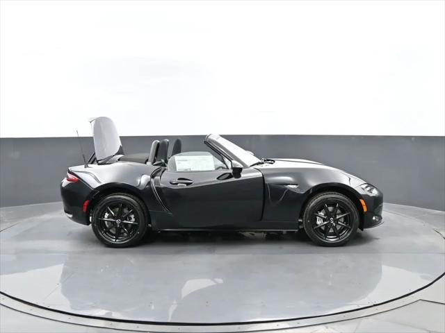 2026 Mazda MX-5 Sport