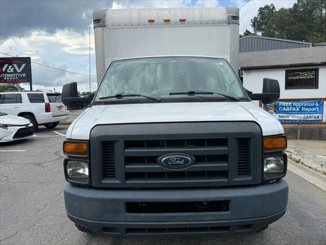 2017 Ford E-350 Cutaway E-350