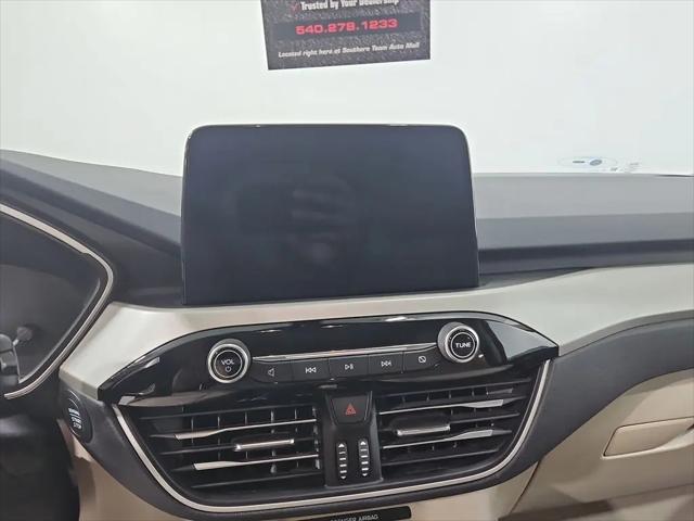 2020 Ford Escape SE