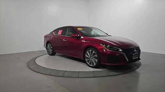 2023 Nissan Altima SL FWD