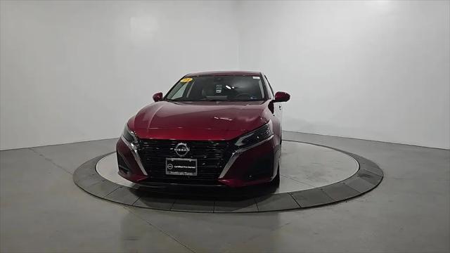 2023 Nissan Altima SL FWD