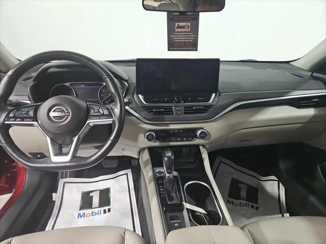 2023 Nissan Altima SL FWD