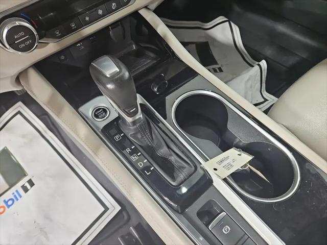 2023 Nissan Altima SL FWD