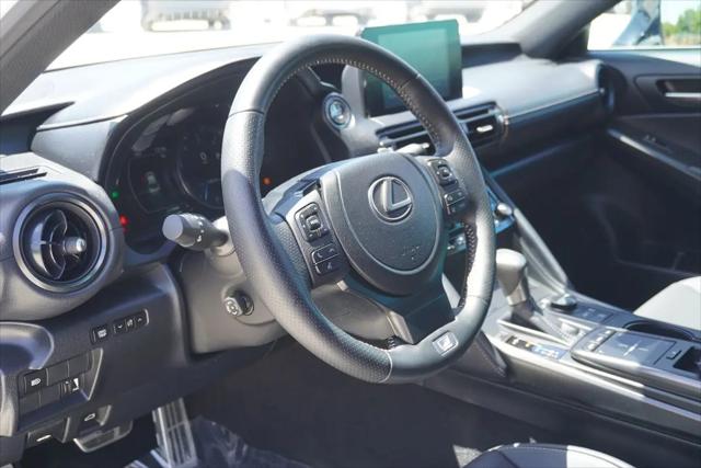 2025 Lexus IS 350 F SPORT
