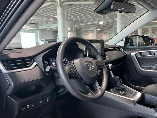 2022 Toyota RAV4 Hybrid XLE