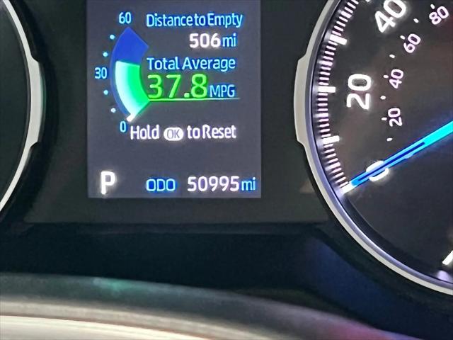 2022 Toyota RAV4 Hybrid XLE