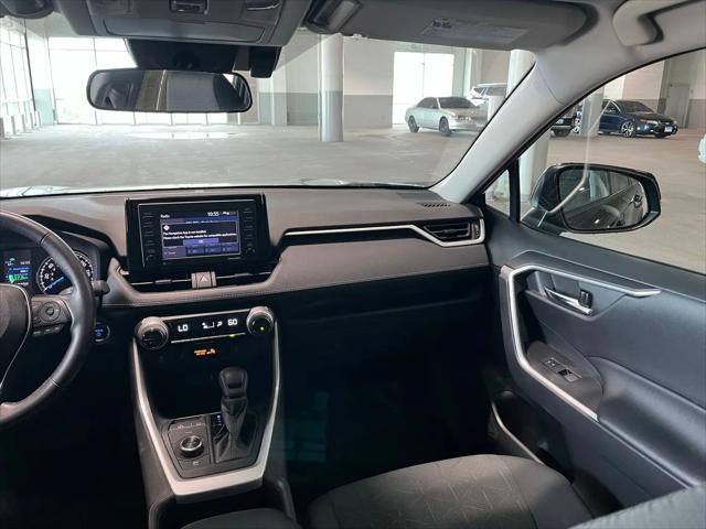 2022 Toyota RAV4 Hybrid XLE
