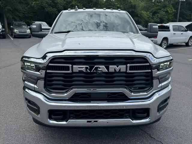 2026 Ram 3500 Tradesman Crew Cab 4x4 8 Box
