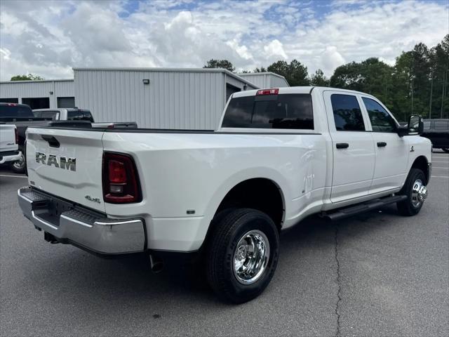 2026 Ram 3500 Tradesman Crew Cab 4x4 8 Box