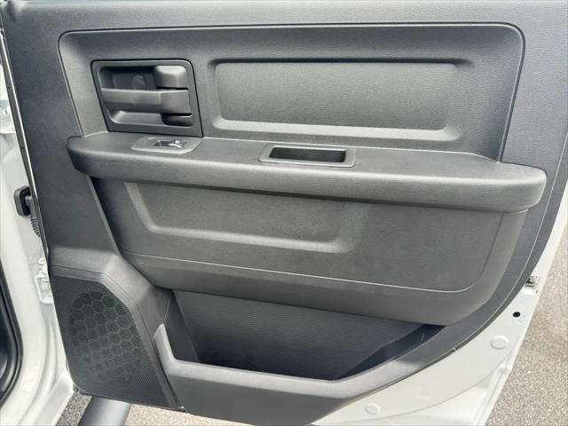 2026 Ram 3500 Tradesman Crew Cab 4x4 8 Box