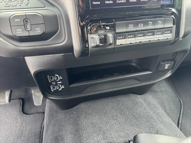 2026 Ram 3500 Tradesman Crew Cab 4x4 8 Box