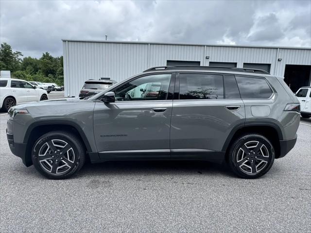2026 Jeep Cherokee Laredo 4x4