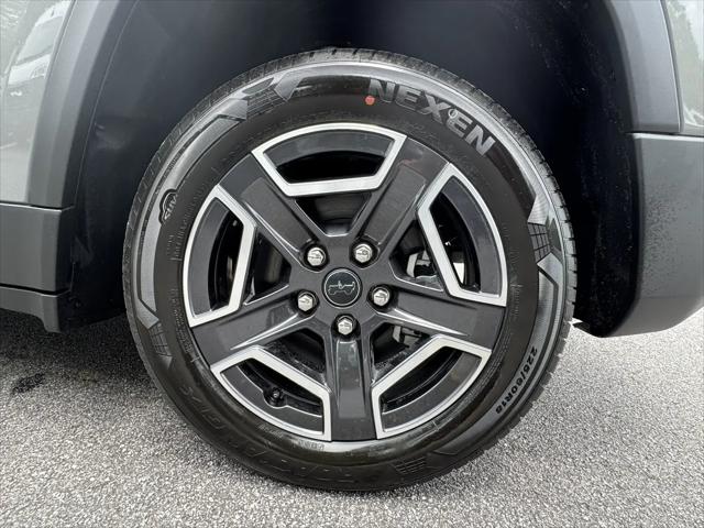 2026 Jeep Cherokee Laredo 4x4