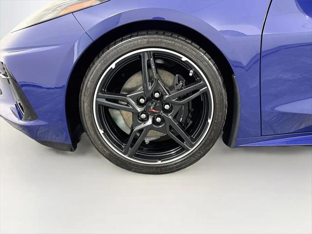2025 Chevrolet Corvette Stingray RWD Coupe 2LT