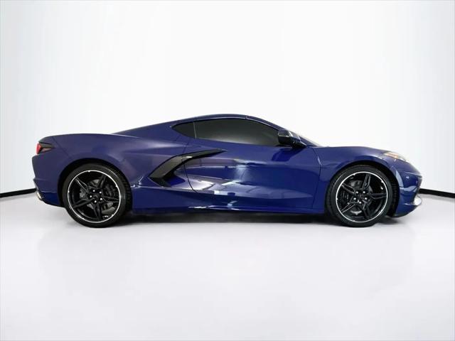 2025 Chevrolet Corvette Stingray RWD Coupe 2LT
