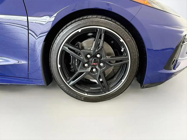 2025 Chevrolet Corvette Stingray RWD Coupe 2LT