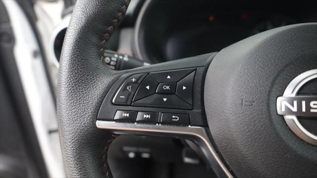 2023 Nissan Kicks SR Xtronic CVT