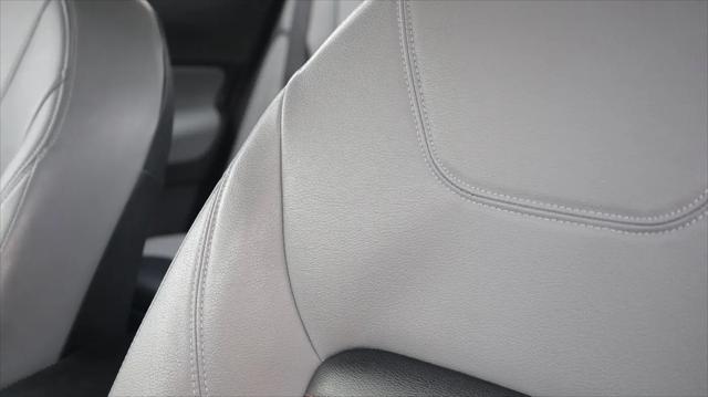 2023 Nissan Kicks SR Xtronic CVT