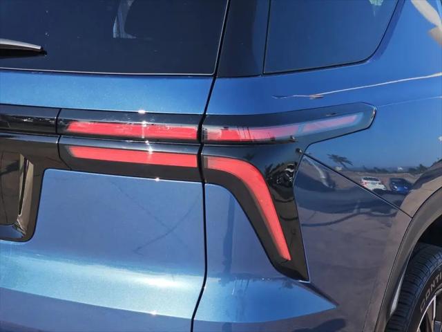 2026 Chevrolet Traverse FWD LT