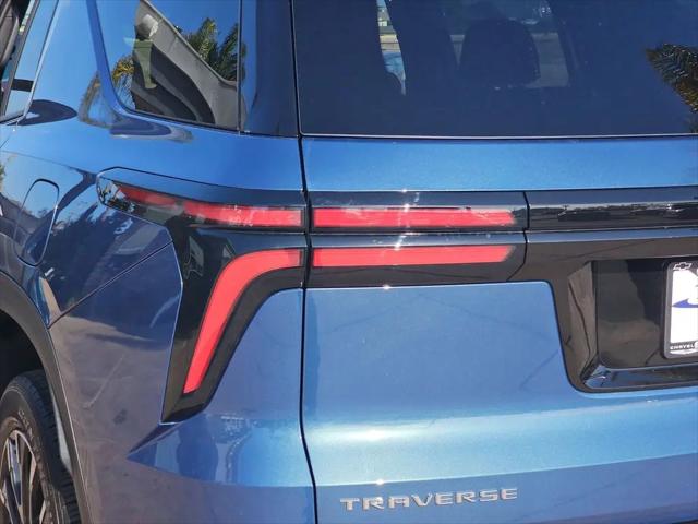 2026 Chevrolet Traverse FWD LT