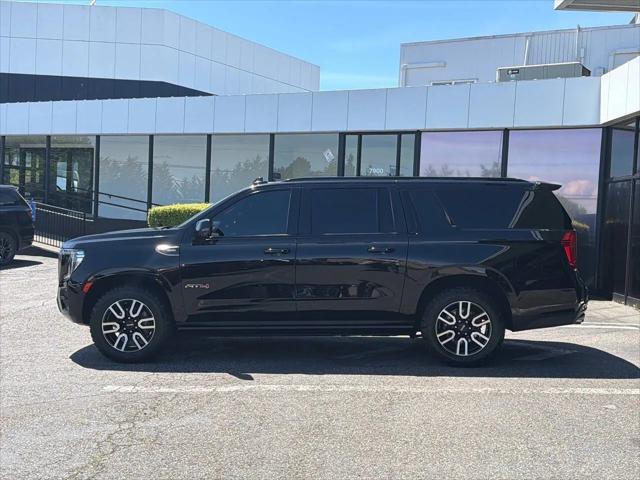 2022 GMC Yukon XL 4WD AT4