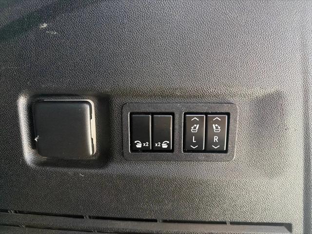 2022 GMC Yukon XL 4WD AT4