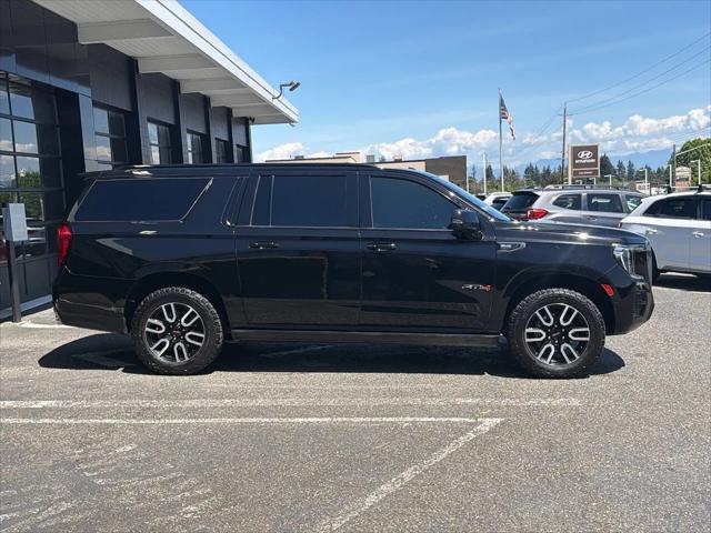 2022 GMC Yukon XL 4WD AT4