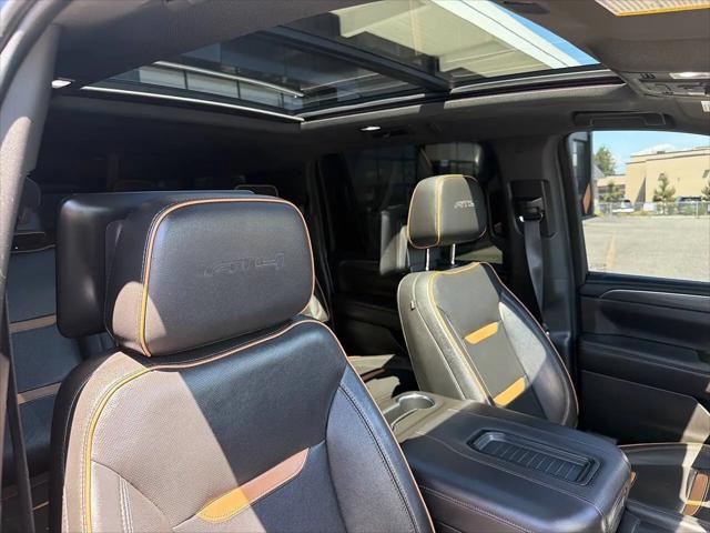 2022 GMC Yukon XL 4WD AT4