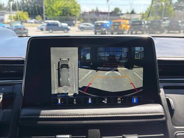 2022 GMC Yukon XL 4WD AT4