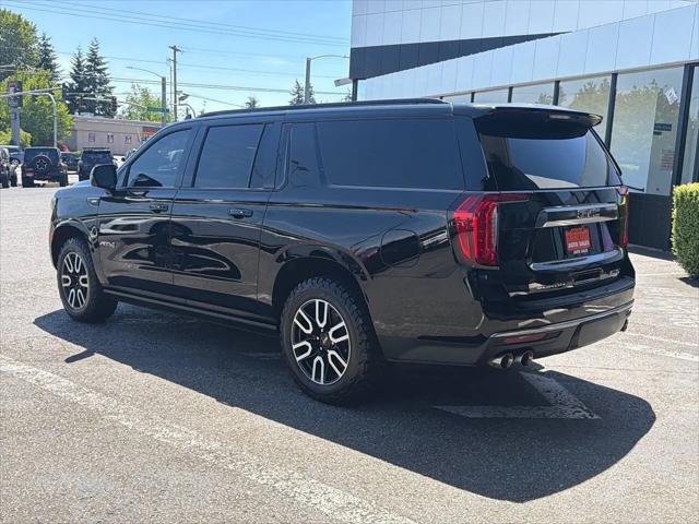 2022 GMC Yukon XL 4WD AT4